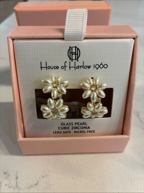 House of Harlow 1960 Gold Floral Earrings. New!